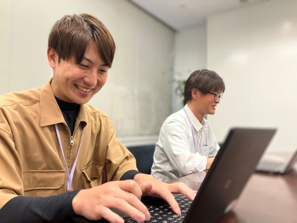 先輩社員Case03の仕事風景1